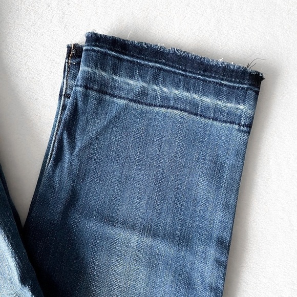 DENIM Forum High-Rise Jeans - Picture 4 of 12